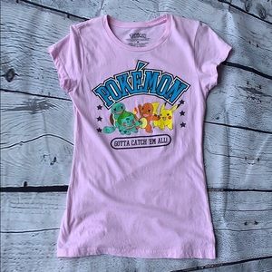 Graphic tee sz small pink Pokémon